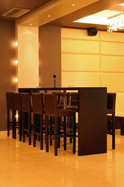 סנדנסקי Hotel Finix מראה חיצוני תמונה